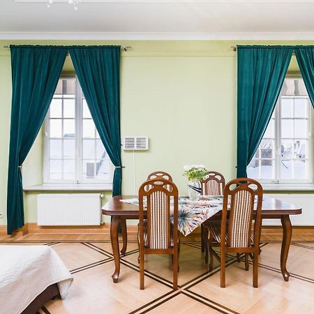 Apartamenty W Palacu Pod Baranami คราคูฟ ภายนอก รูปภาพ