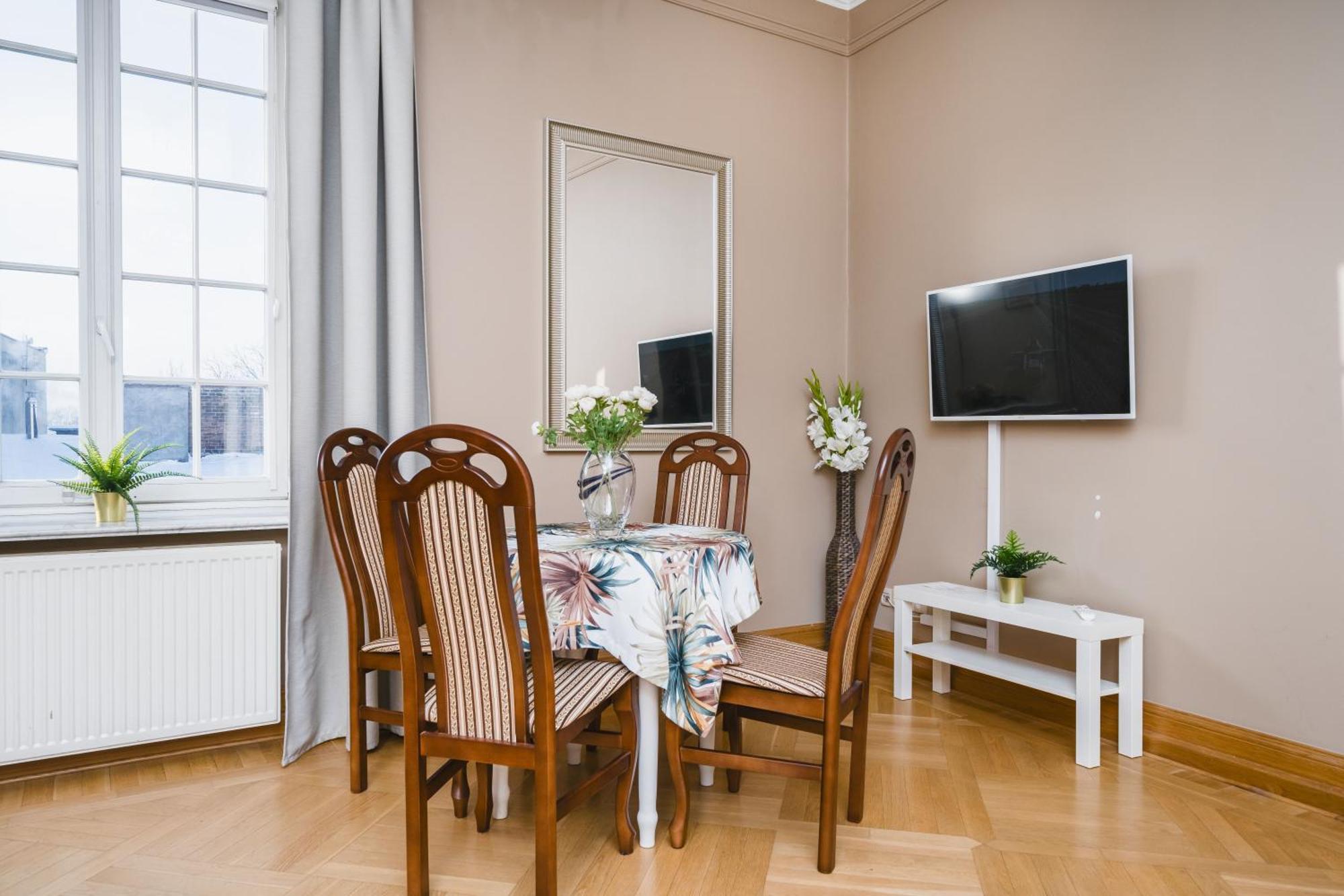 Apartamenty W Palacu Pod Baranami คราคูฟ ภายนอก รูปภาพ