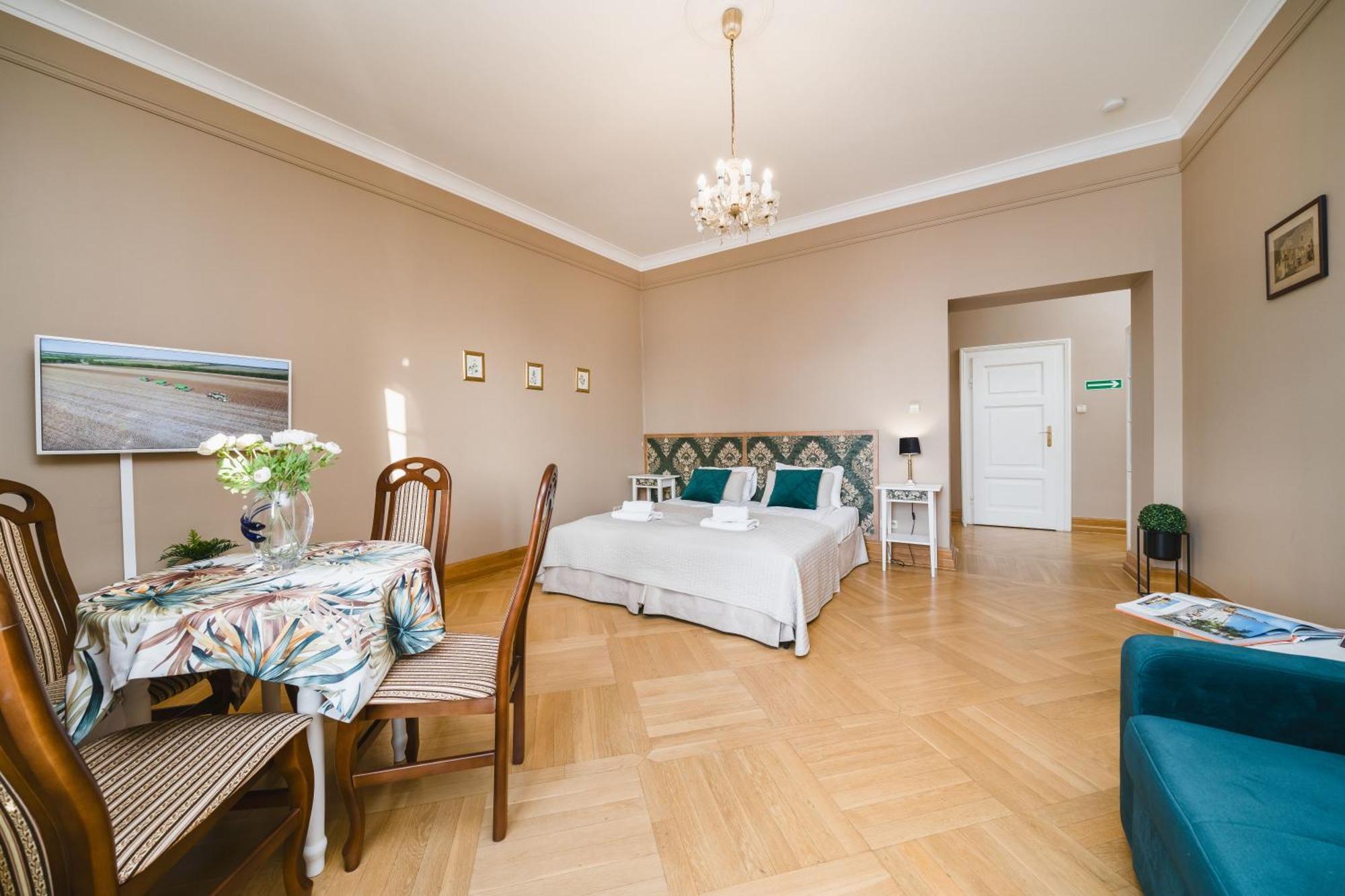 Apartamenty W Palacu Pod Baranami คราคูฟ ภายนอก รูปภาพ