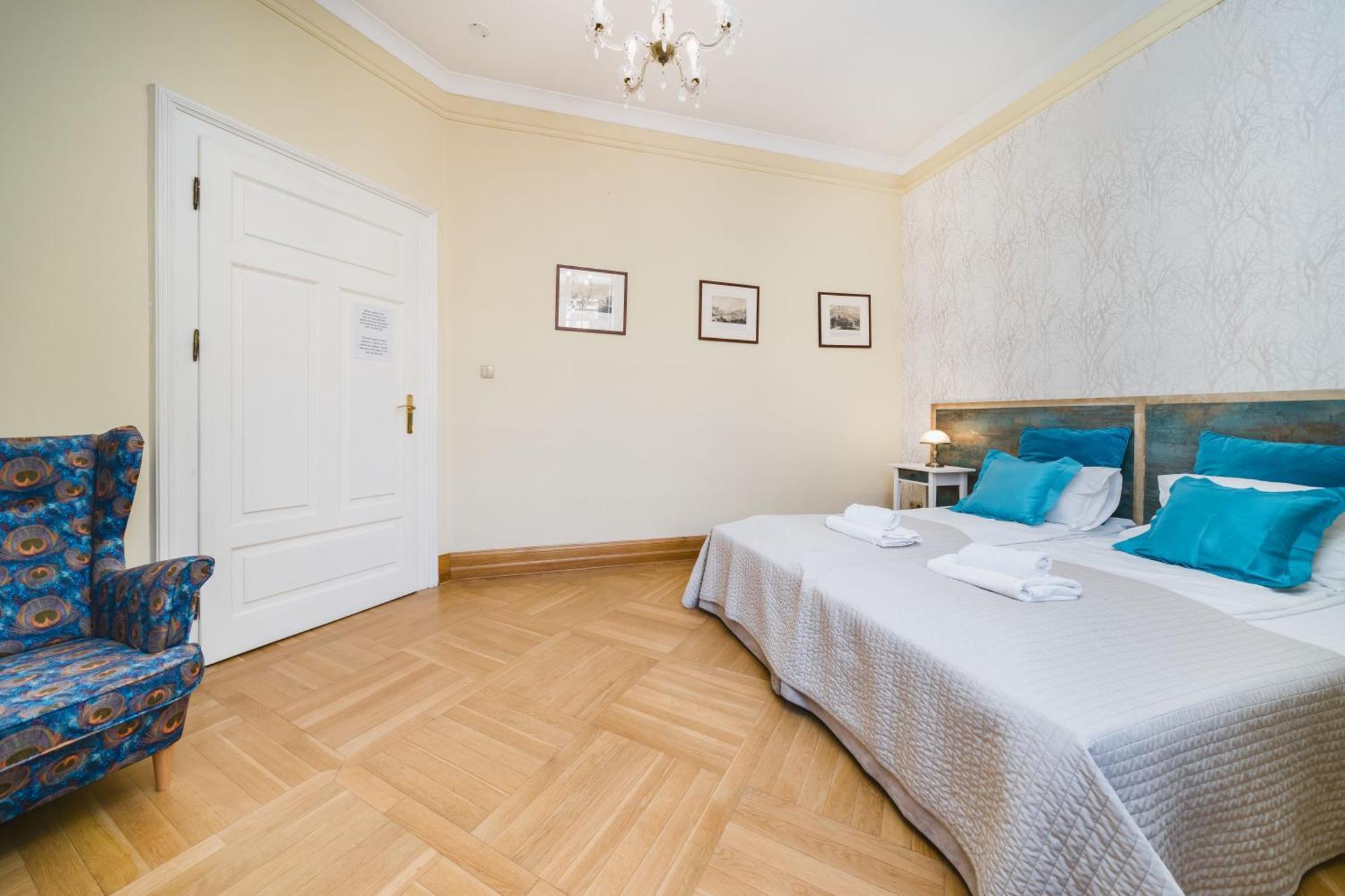 Apartamenty W Palacu Pod Baranami คราคูฟ ภายนอก รูปภาพ