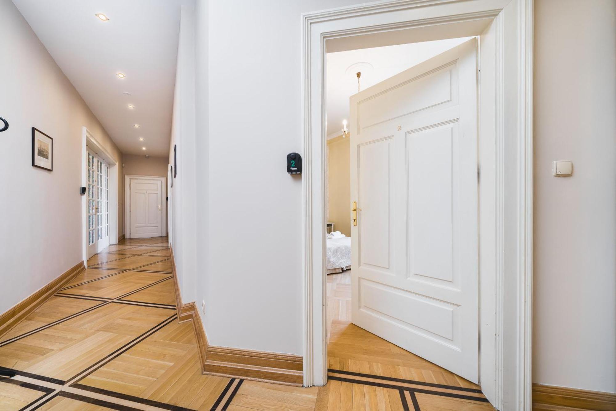 Apartamenty W Palacu Pod Baranami คราคูฟ ภายนอก รูปภาพ