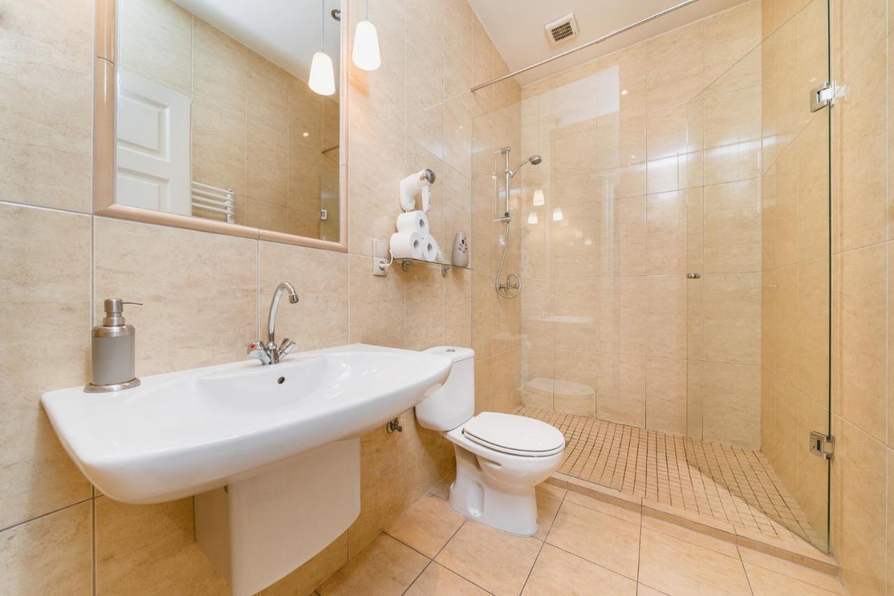 Apartamenty W Palacu Pod Baranami คราคูฟ ภายนอก รูปภาพ